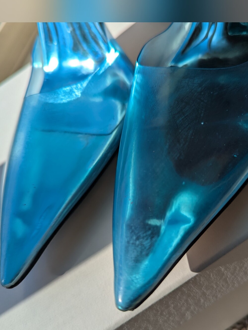 Good American Translucent Blue Pointed Toe Mule Heel - Picture 13 of 13